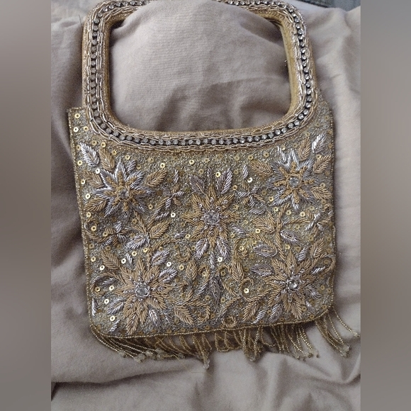 Gold and silver purse - Picture 1 of 3